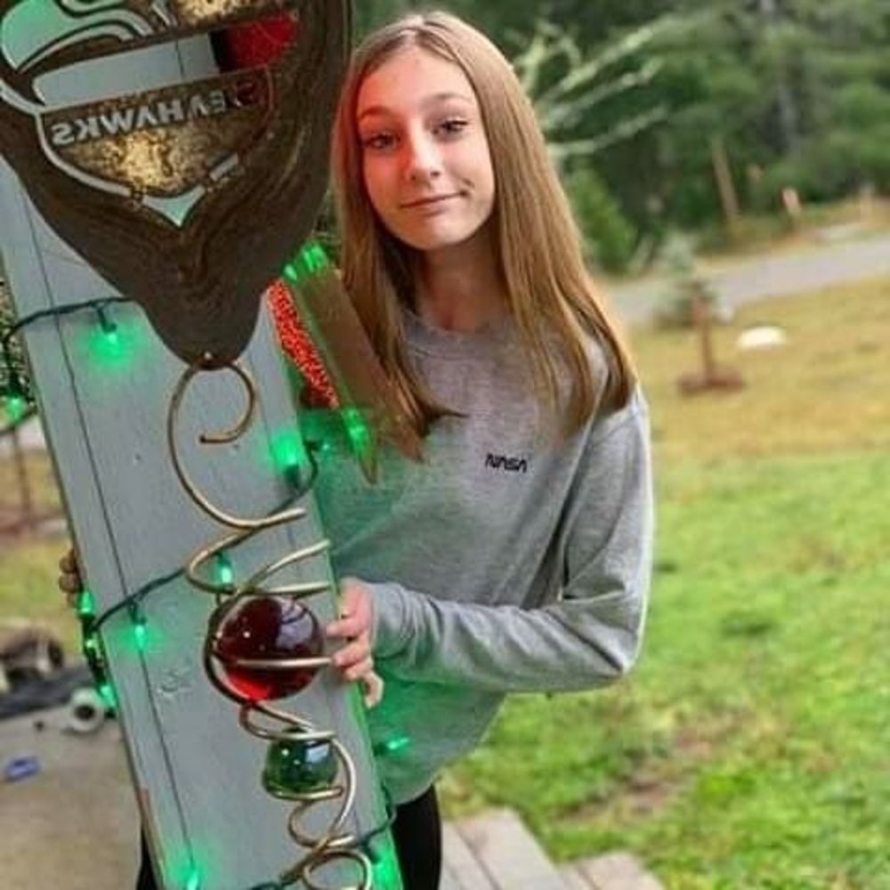 Meet your Posher, Makaela